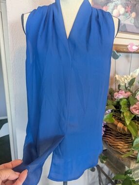 Beacon Apparel Sleeveless V-Neck Blue Women's Top